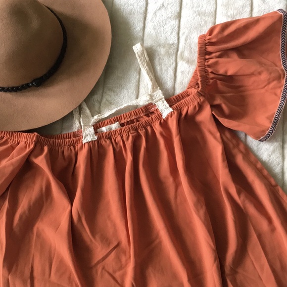 Dresses & Skirts - Hot & Delicious - Boho Chic Dress & forever 21 Hat